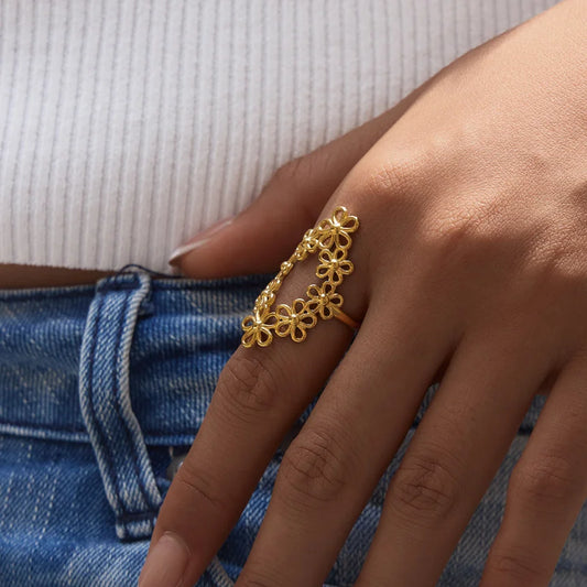 Daisy Flower Link Ring — view 2