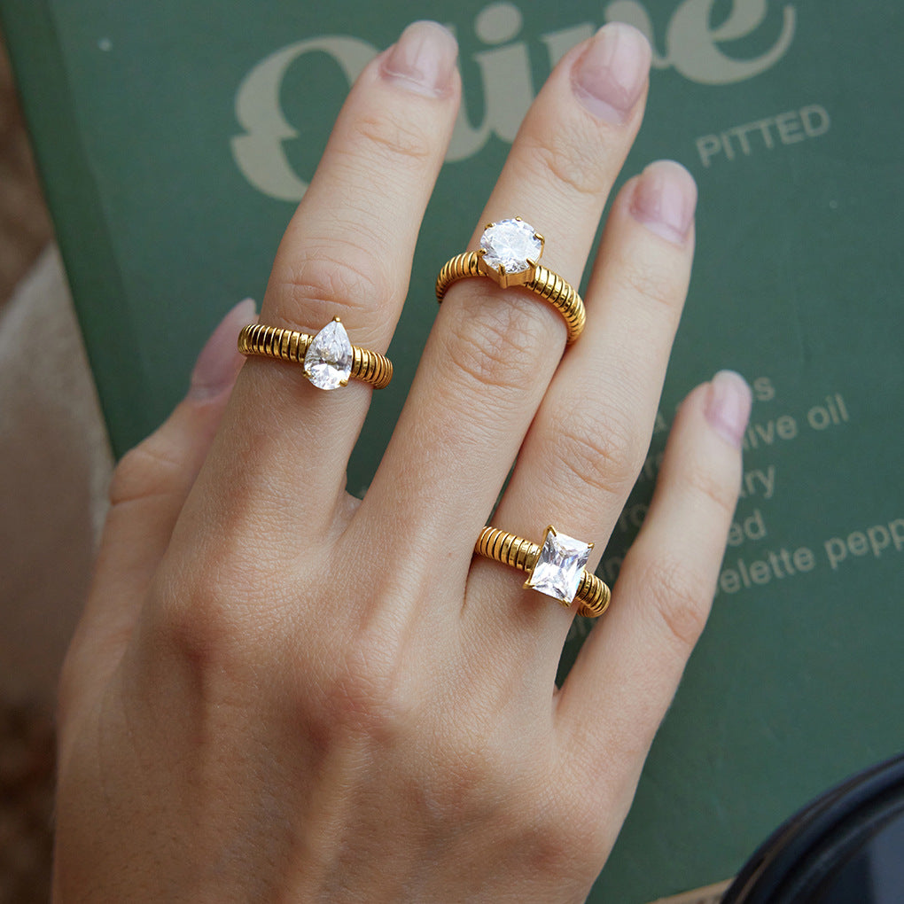 Chunky Y2K Solitaire Ring — view 4