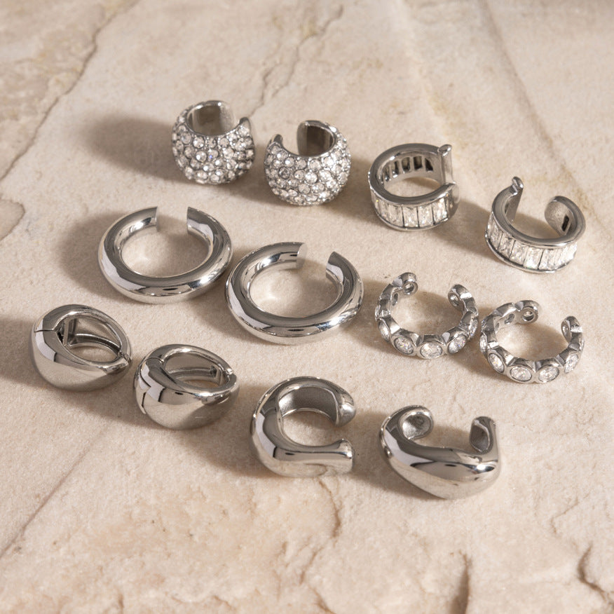 Chunky Y2K Ring — view 2