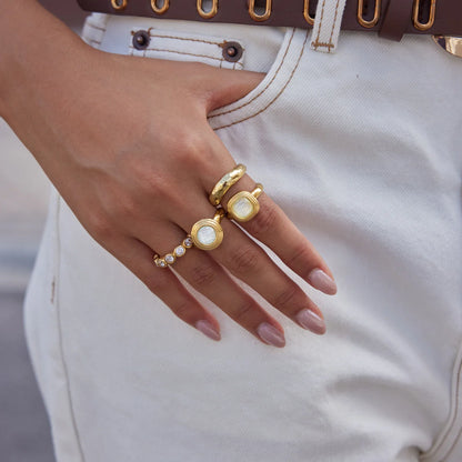 Vintage Concentric Shell Bezel Ring — view 3