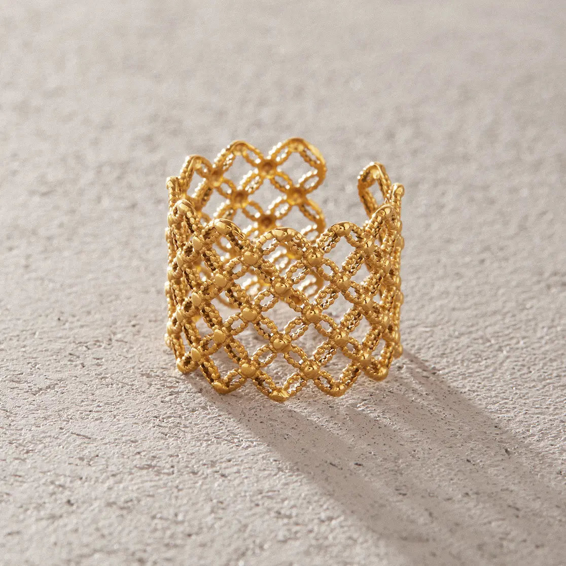 Vintage Interlocking Chain Link Ring — view 4