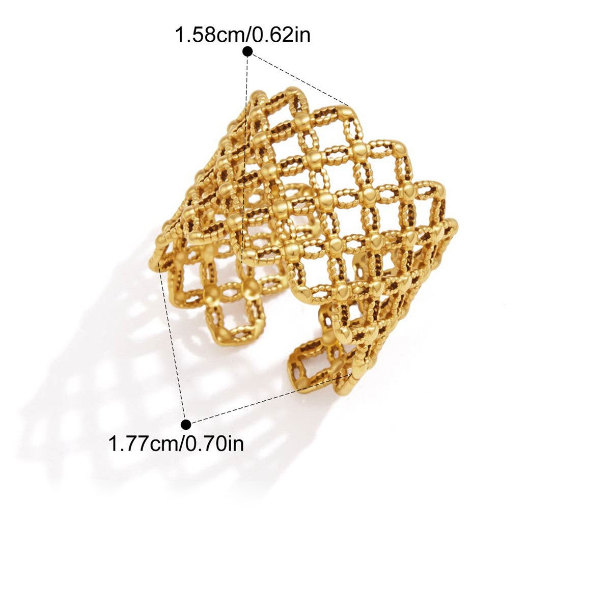 Vintage Interlocking Chain Link Ring — Interlocking Chain Link · Gold