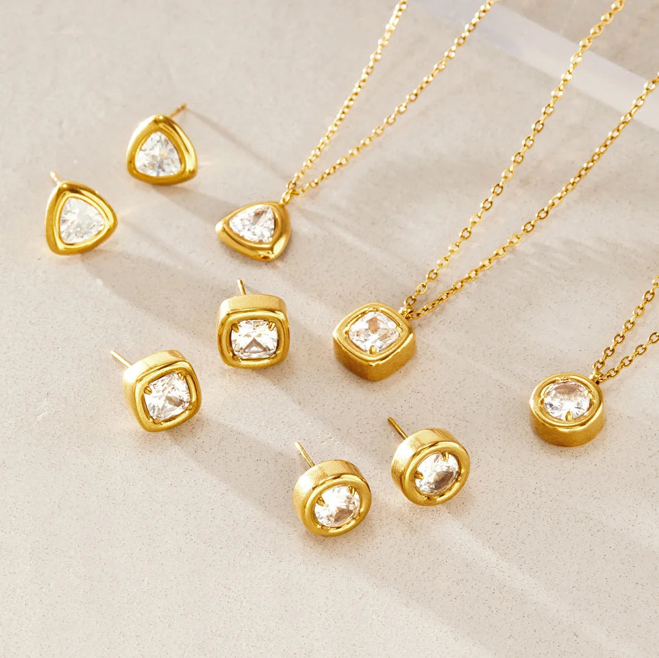 Bezel Solitaire Jewelry Set — view 4