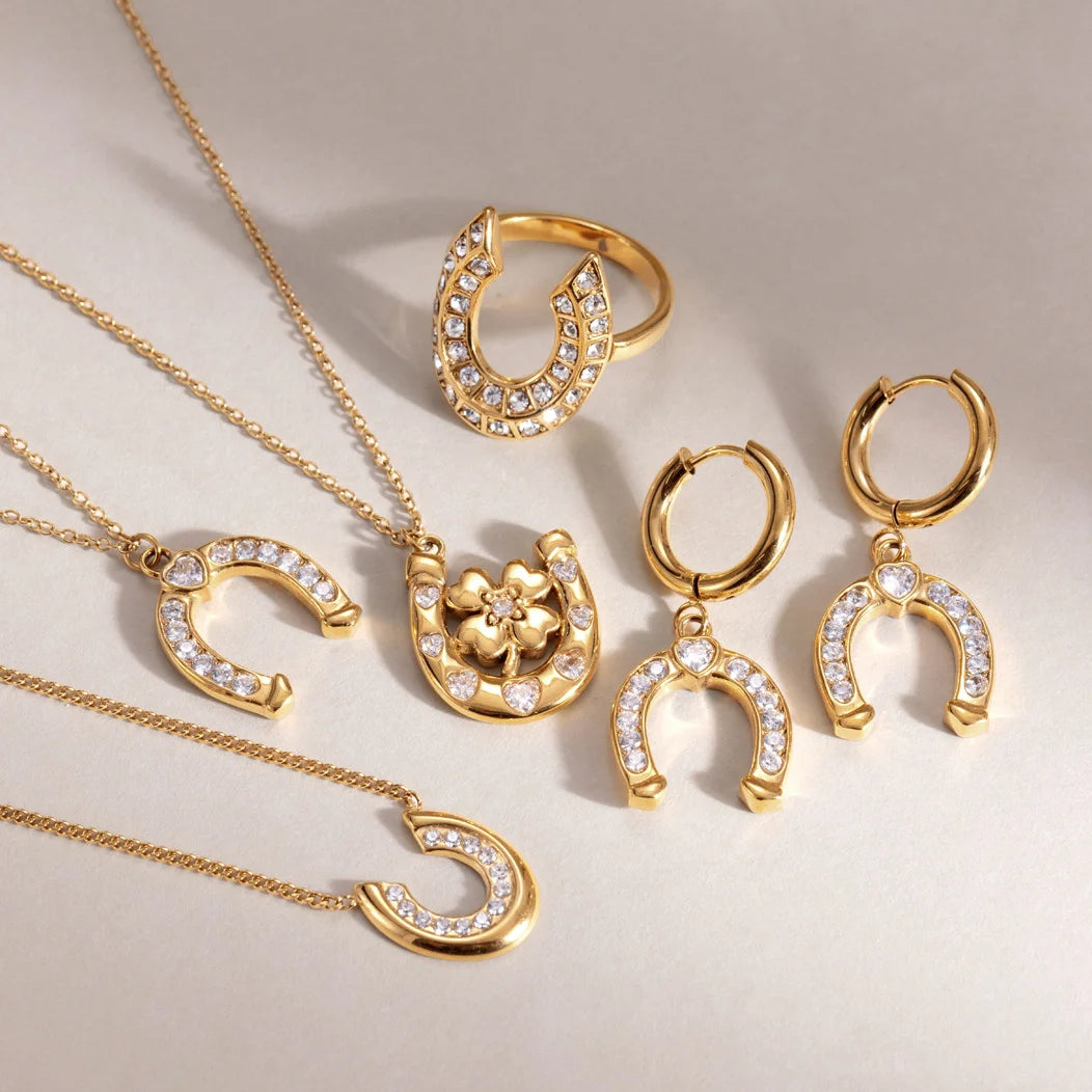 Horseshoe Jewelry Set — view 3