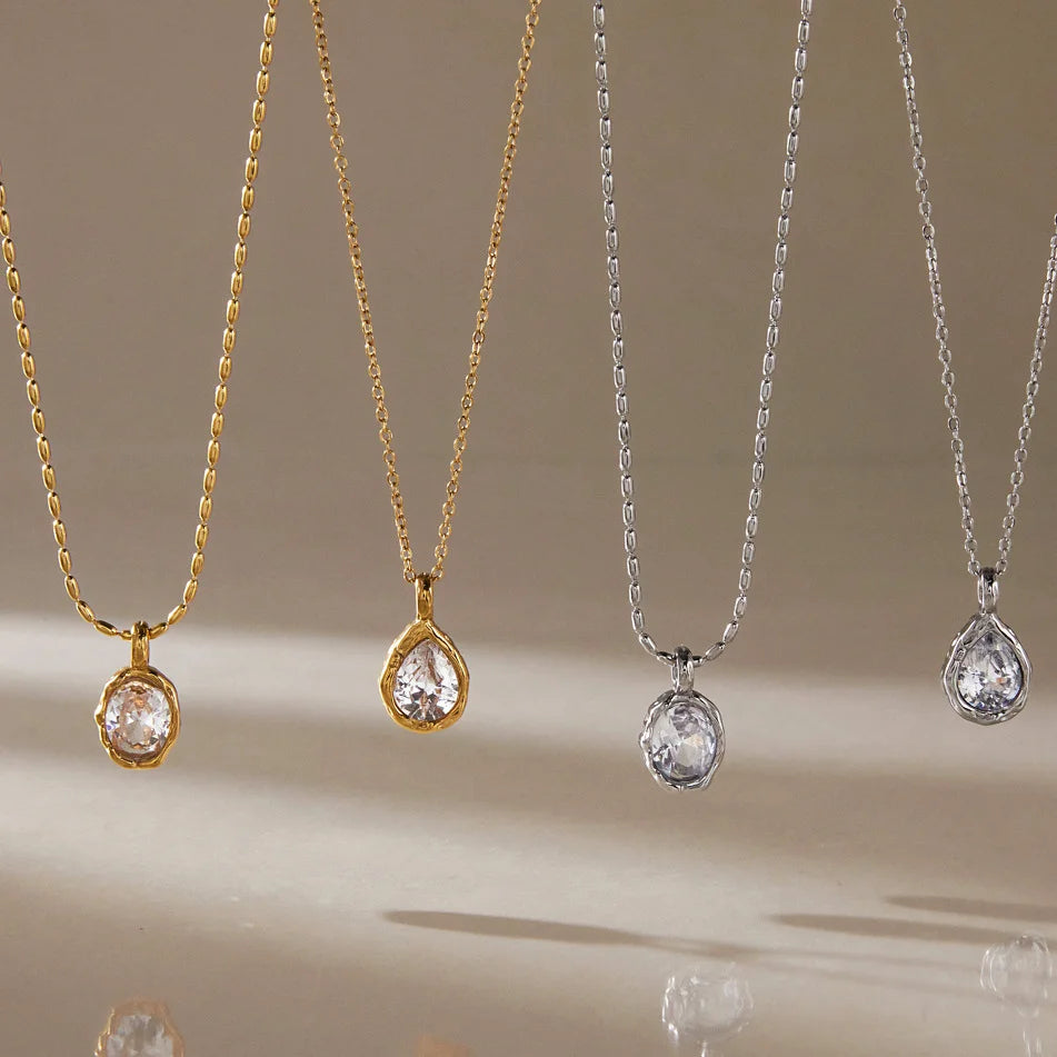Minimalist Pendant Necklace