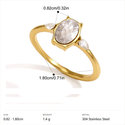 Cushion Bezel Ring — Oval Trio Classic · Gold · 8