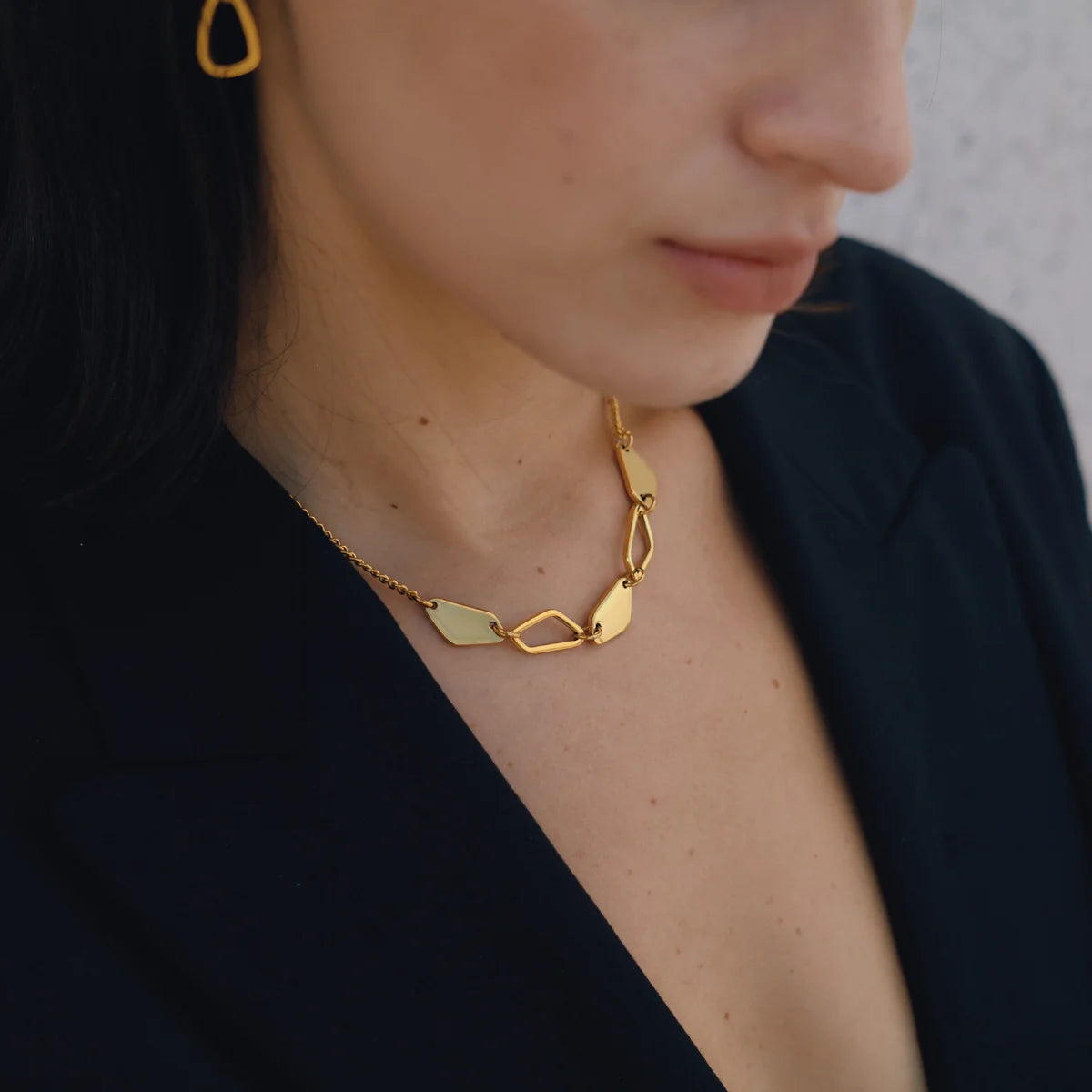 Geometric Link Chain Necklace — view 2