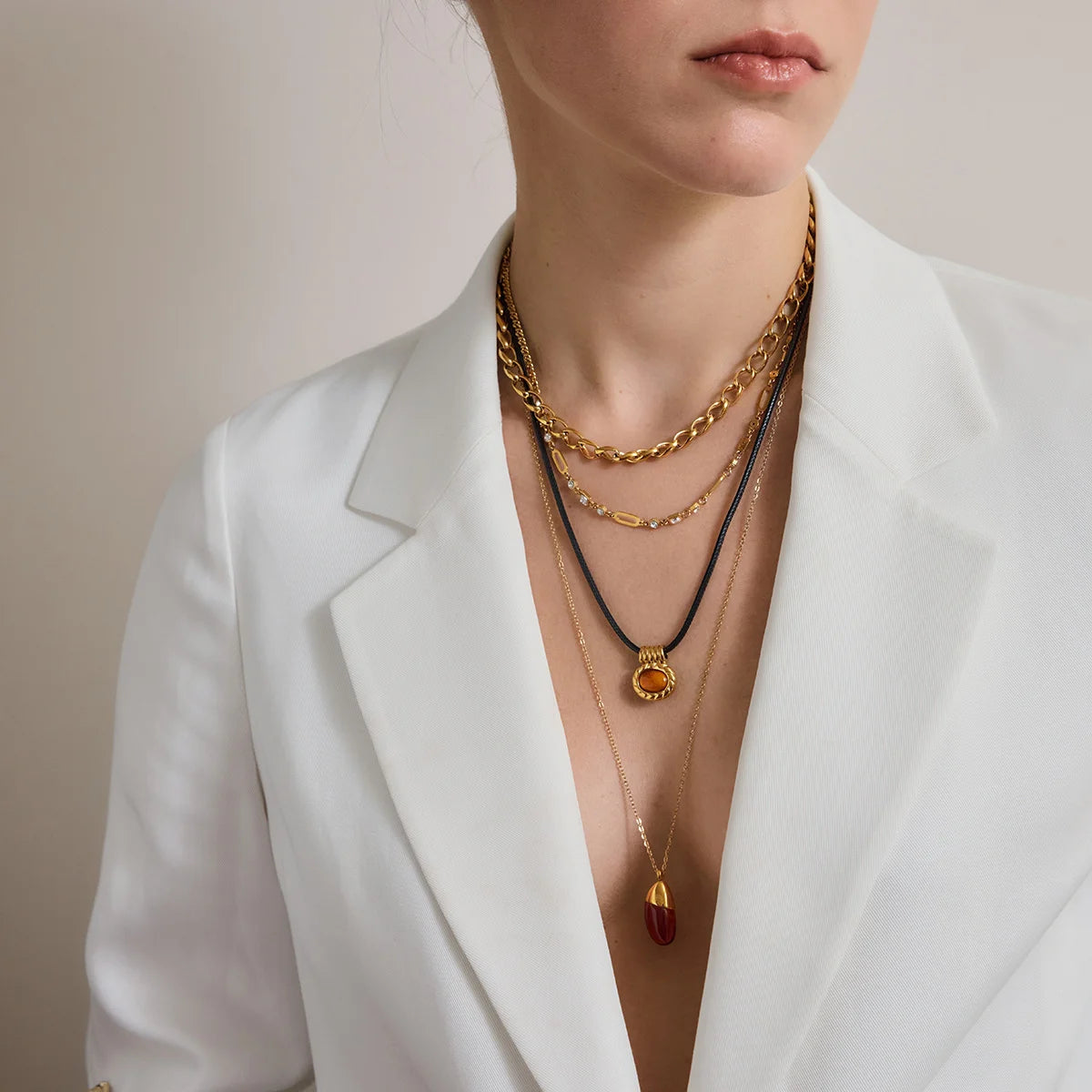 Round Vintage Pendant Necklace — view 2