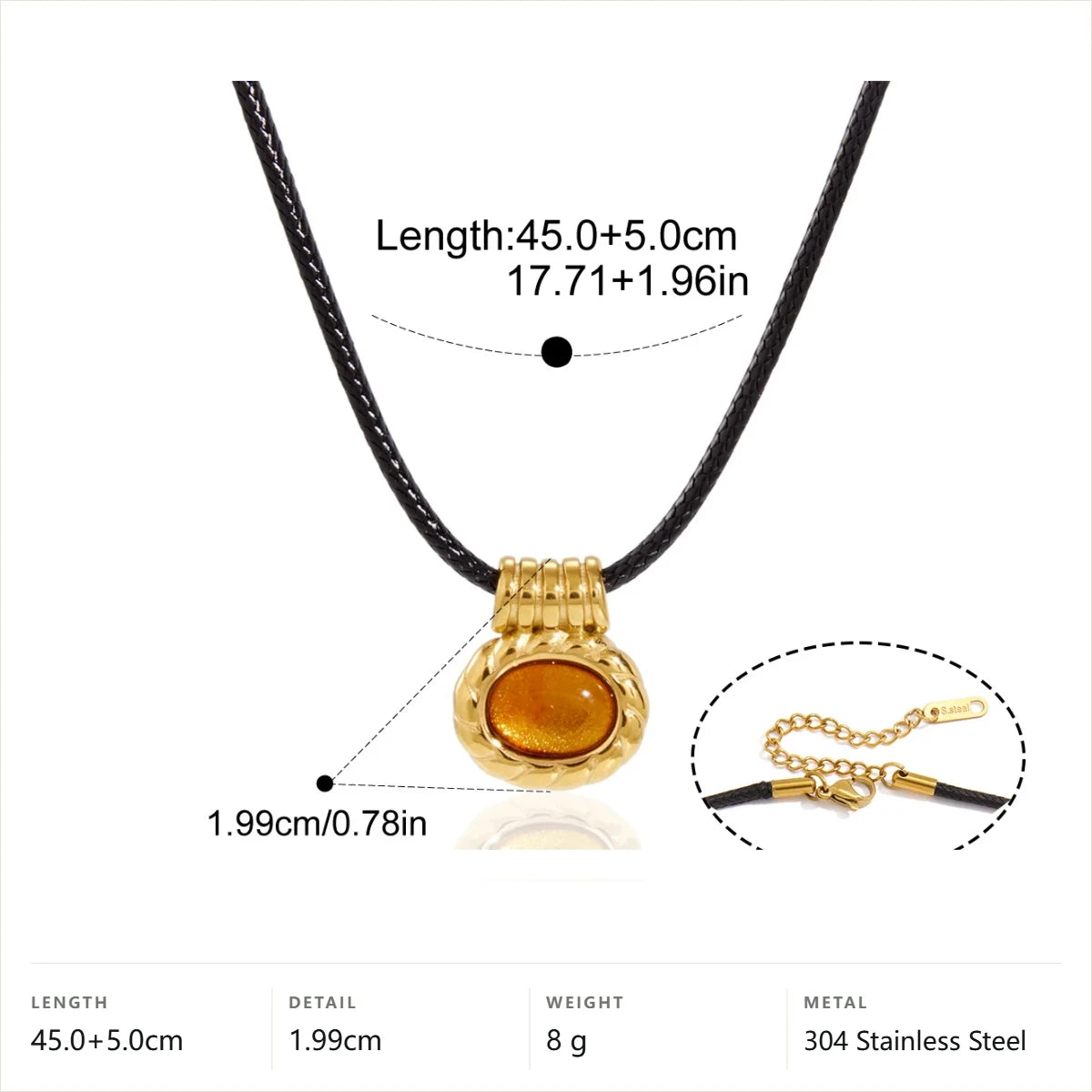 Round Vintage Pendant Necklace — Vintage · Gold