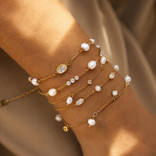 Bezel CZ& Imitation Pearl Charm Bracelet
