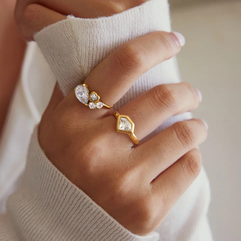 Pear Teardrop Cluster Ring — view 2