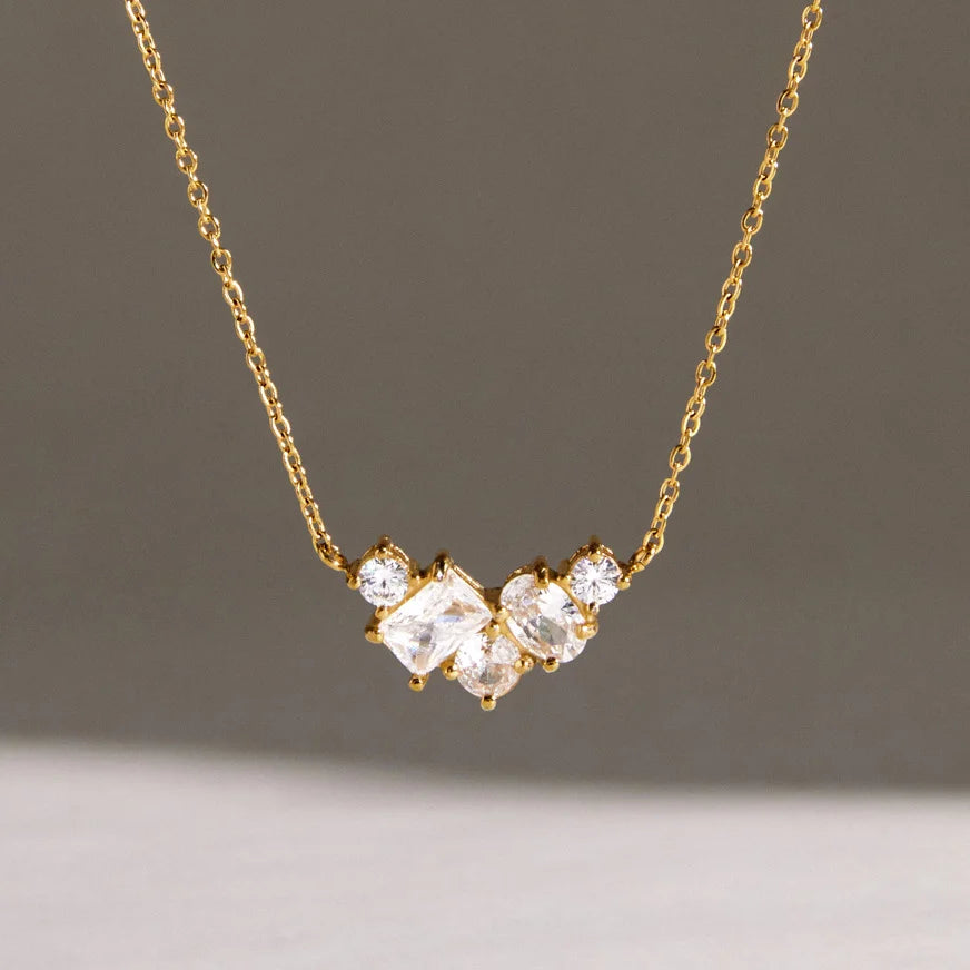 Curved Cluster Bar Necklace