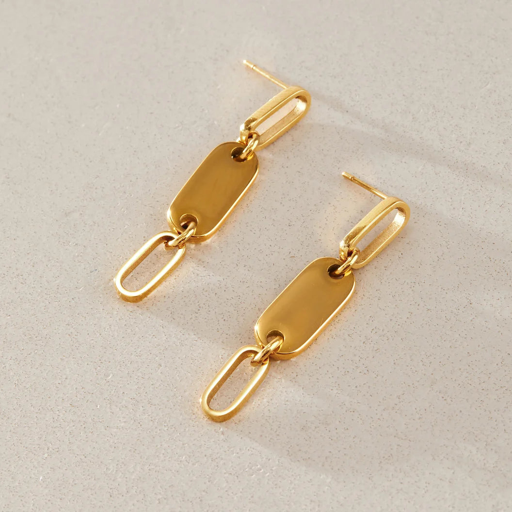 Celestial Oval Link Bar Earring — view 4